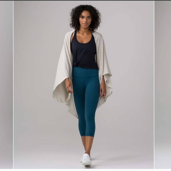 Lululemon Sage Scarf - Picture 2 of 7